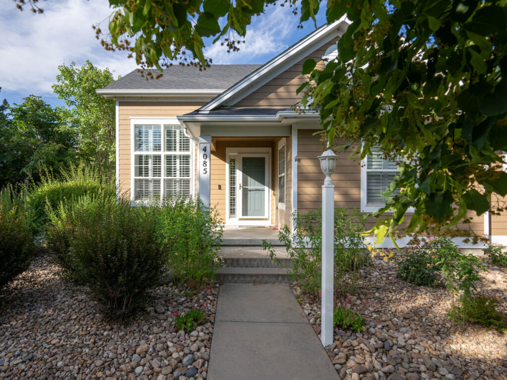 real estate photo front door